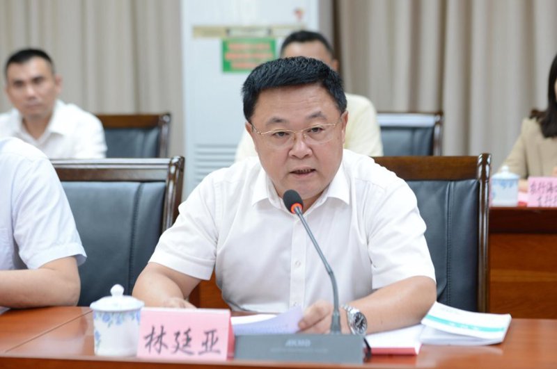 海口龙华区商贸新动态:易重泓商贸店引领潮流